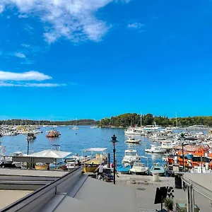 Clorinda Sea View Free Parking Apartment